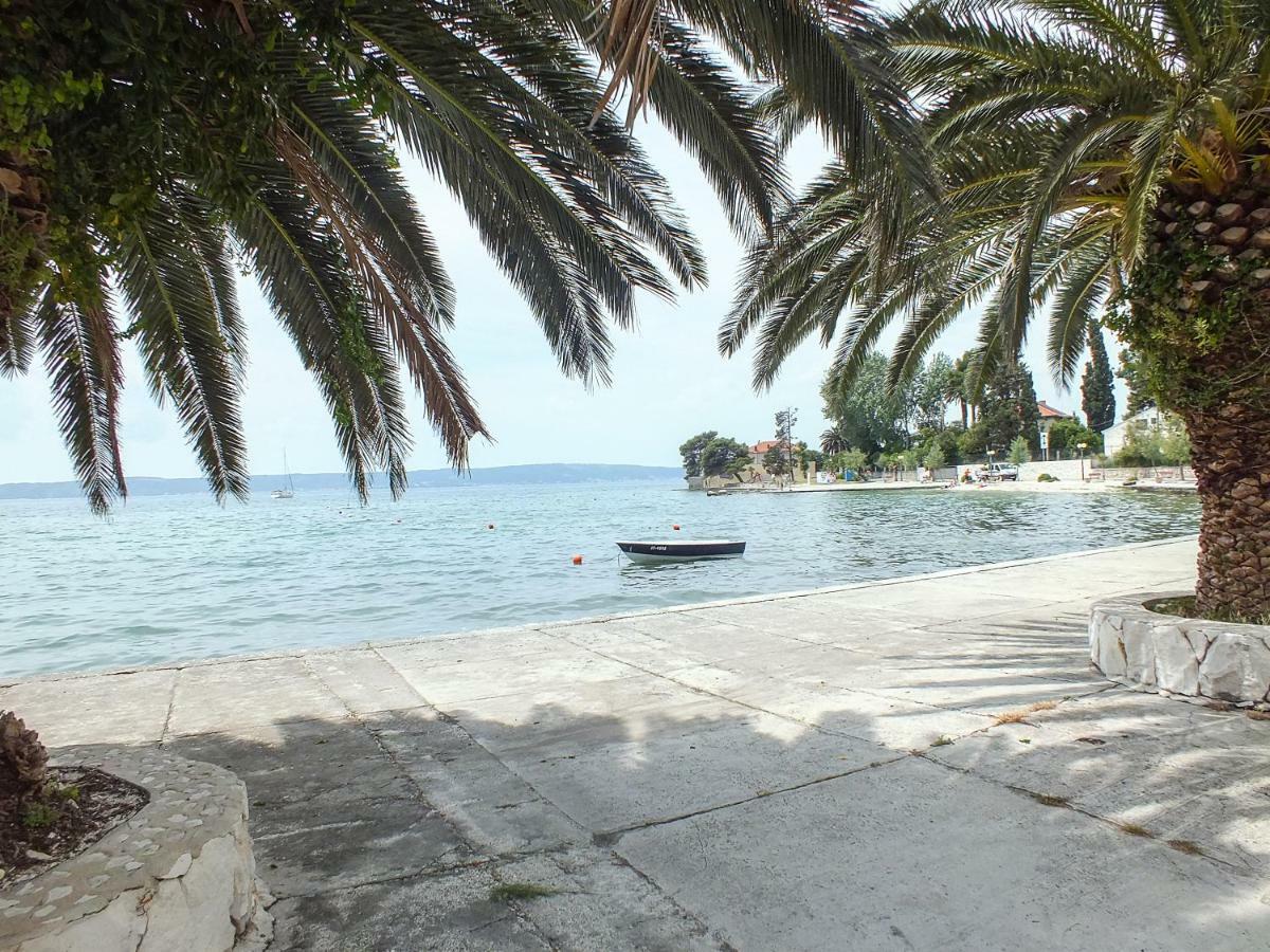 Apartman Luka Kaštela Exteriör bild