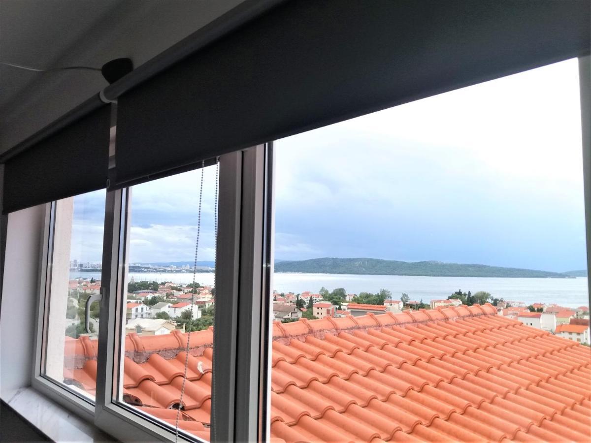 Apartman Luka Kaštela Exteriör bild