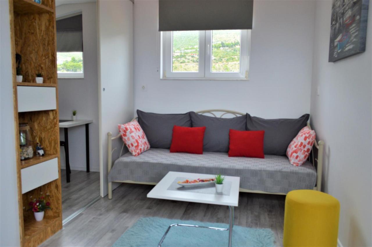 Apartman Luka Kaštela Exteriör bild
